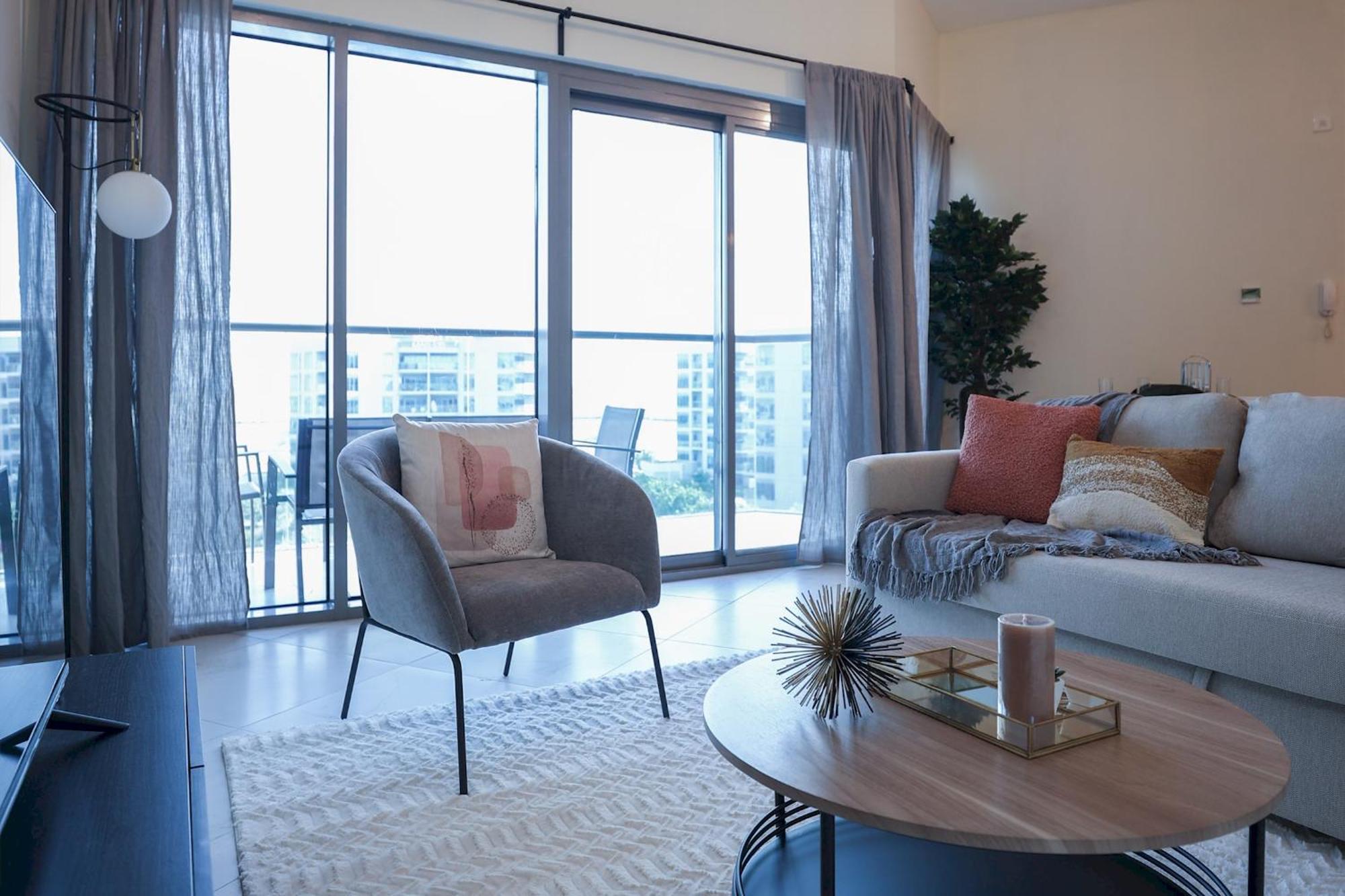 Elite Lux Homes - Modern One Bedroom In Mag 5, South *
